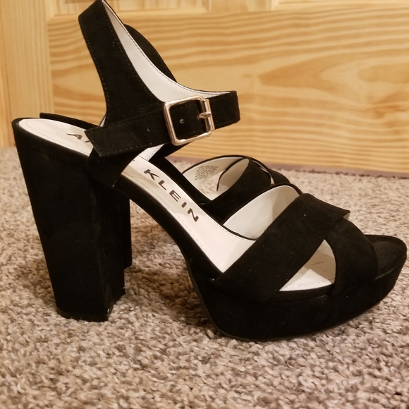 Anne Klein dress shoes - Picture 3 of 6